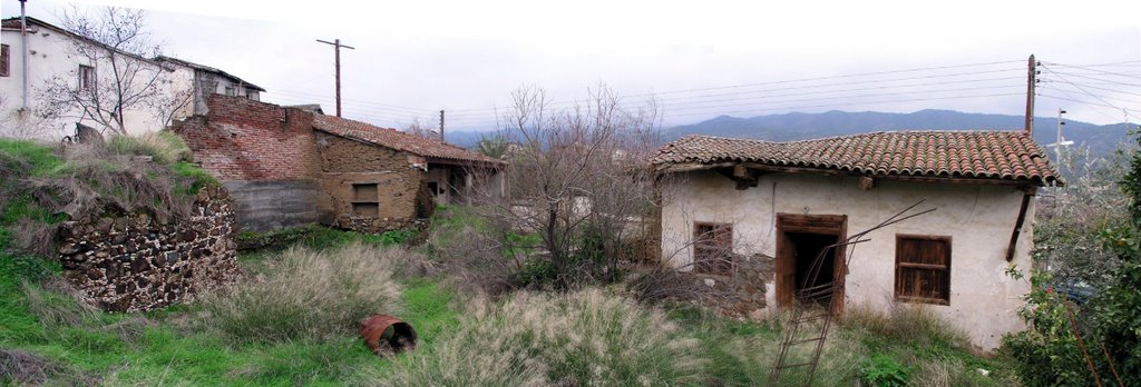 Old yard in Evrychou by Varnavas Varnava