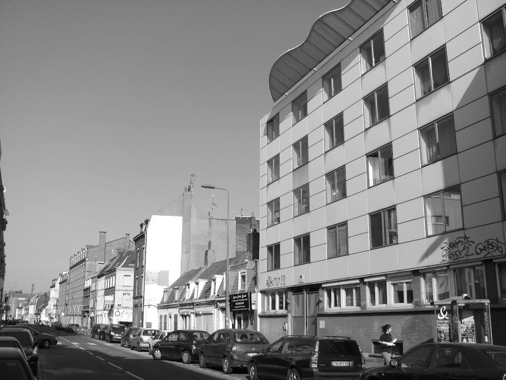 Rue d'Arras (Lille) by Guy Ferdinande