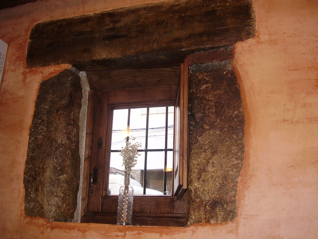 VENTANA EN CASA RURAL- GARGANTA by guillerron