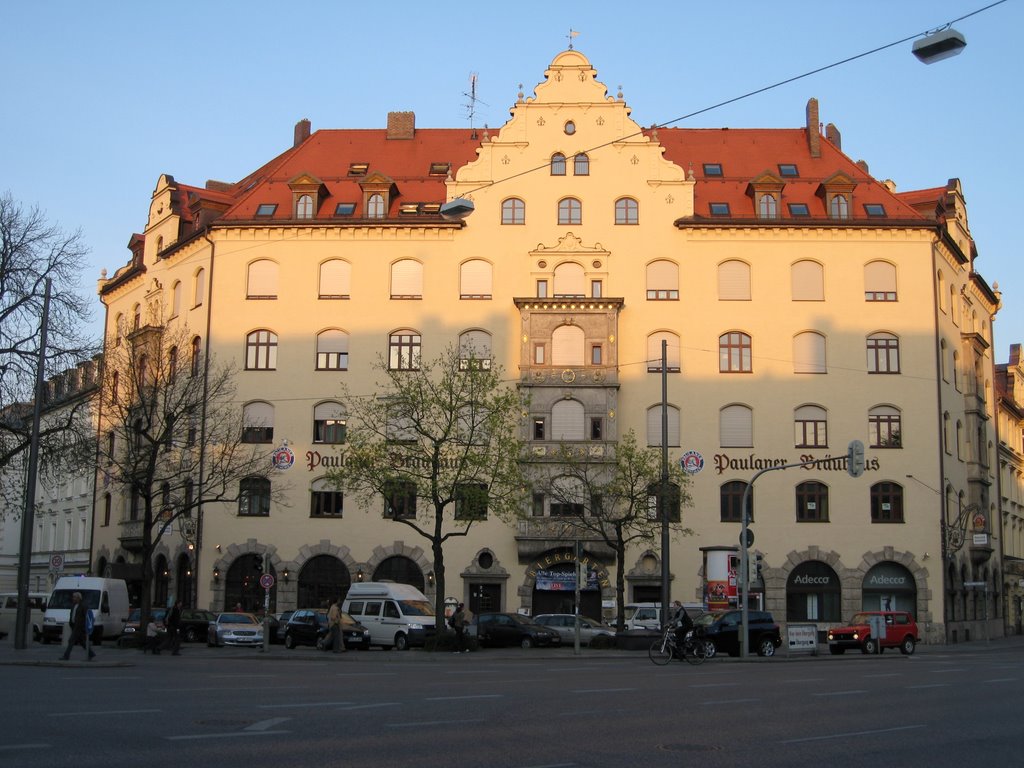 Paulaner Brauhaus by JohnHW