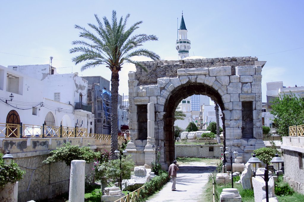 Tripoli - Roman Arc de Triomphe by Cottius