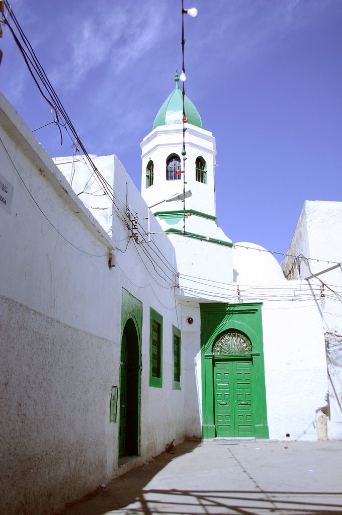 Tripoli - Medina - Al Qadereya Mosque by Cottius