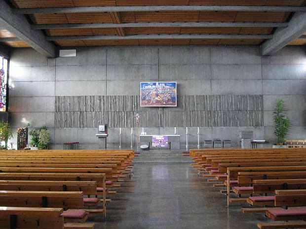 Ulm-Böfingen Pfarrkirche "Zum Guten Hirten" (Innenansicht) by hubi1802