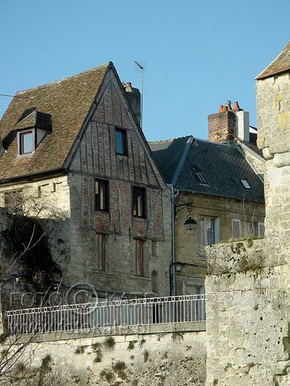 Old house in Laon by Katarzyna MAZUROWSKA  www.fotokate.pl