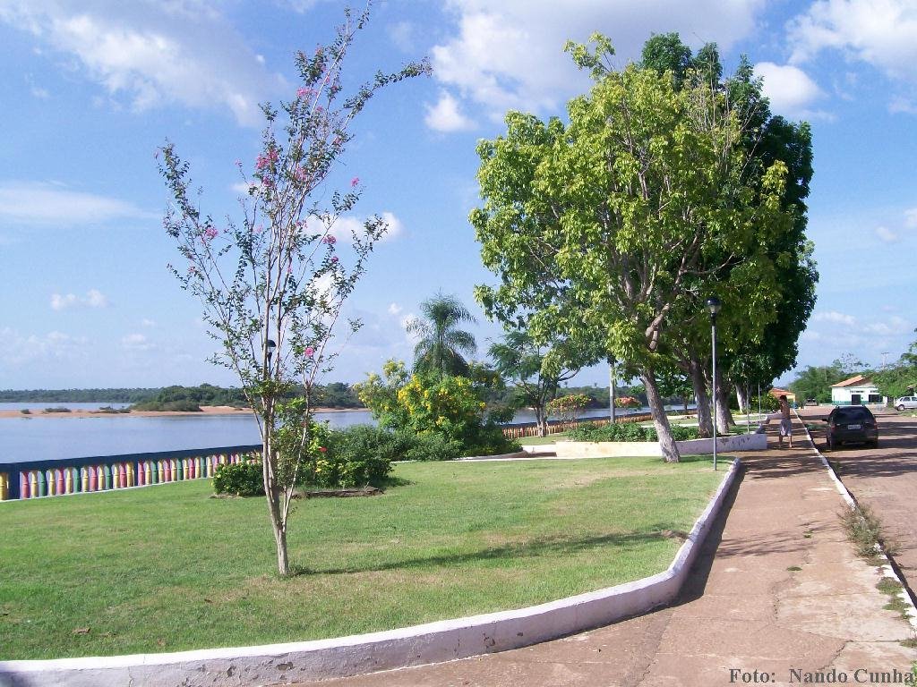 A IMPRESSIONANTE E BELA ORLA FLUVIAL DE ARAGUATINS-TO by Fernando Cunha