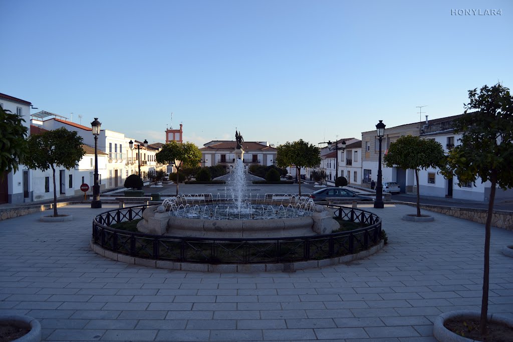 PLAZA DE HERNAN CORTES MEDELLIN BADAJOZ españa * by honylar4