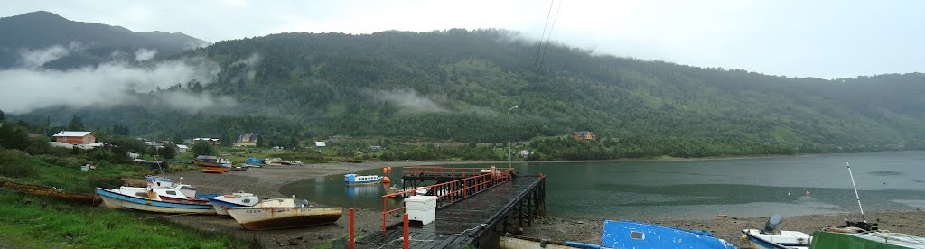 Panorámica de caleta Puyuhuapi by gomosapiens