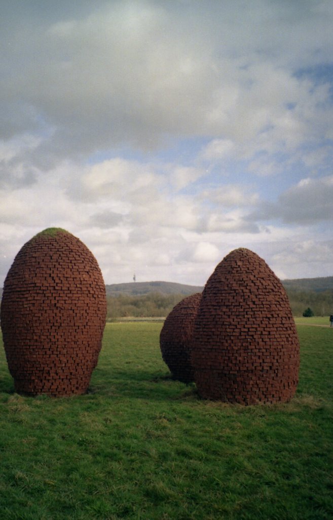 Weil am rhein: sculpture contemporaine dans le Parc des trois frontières by girodpi