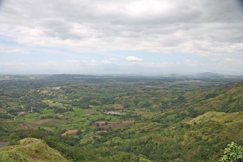 Wide angle view from the ridgeline by RandyHI