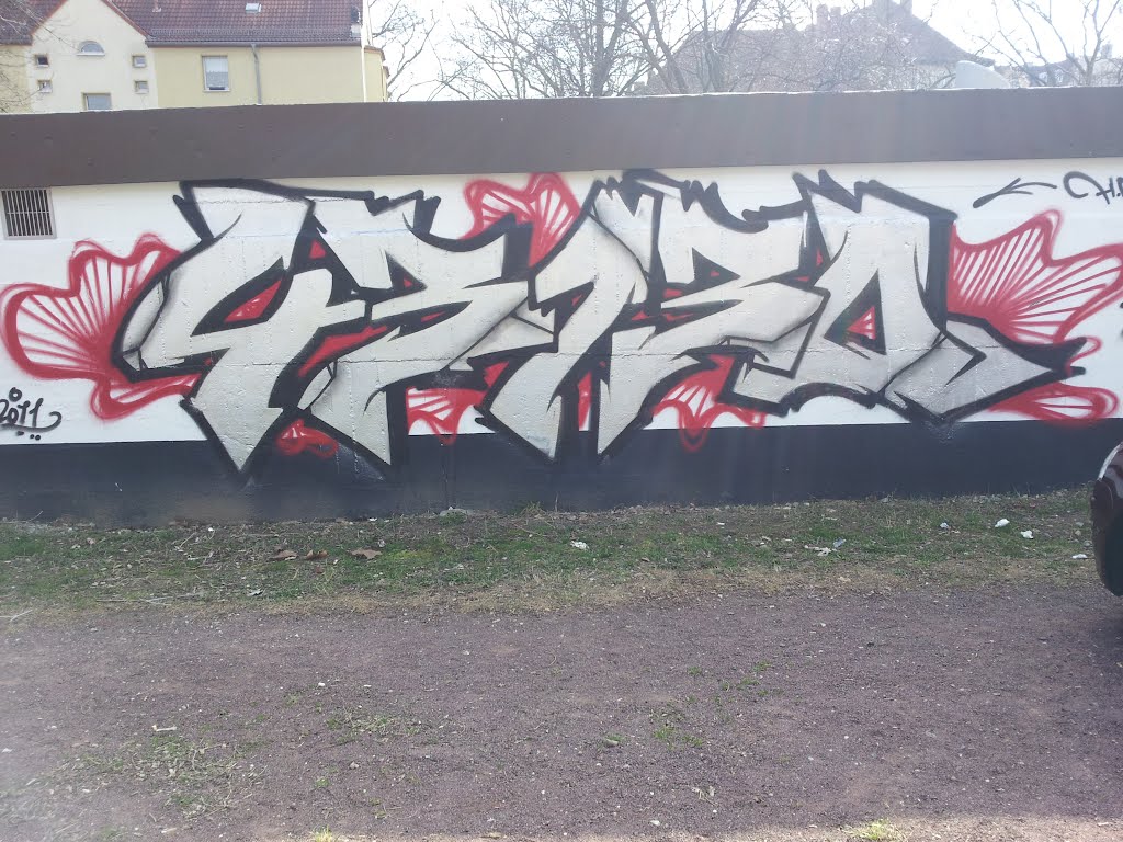 Graffiti an der alten Hafenbahnstraße by m.schroeder230