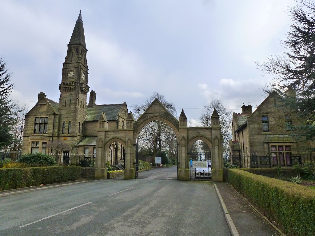 Hollinwood Cemetery by Craig Hutton