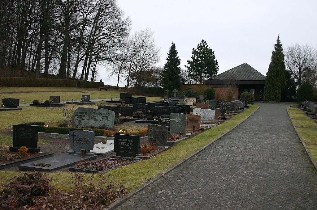 Friedhof Bannberscheid by Dieter Wick