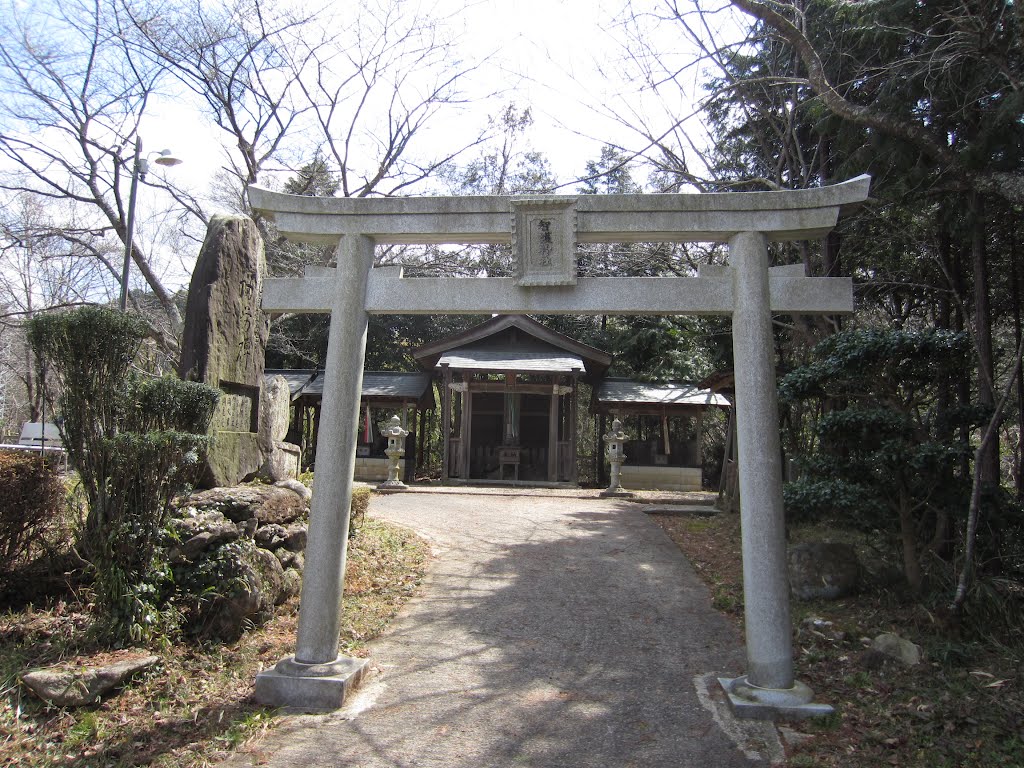 名張市安部田・智護神社 by taka_neya