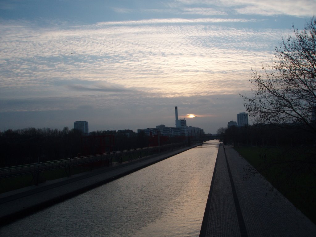 Parc de la Villette by urskalberer