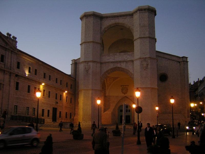 Valladolid, Iglesia de San Benito by Giuseppe Faggioni