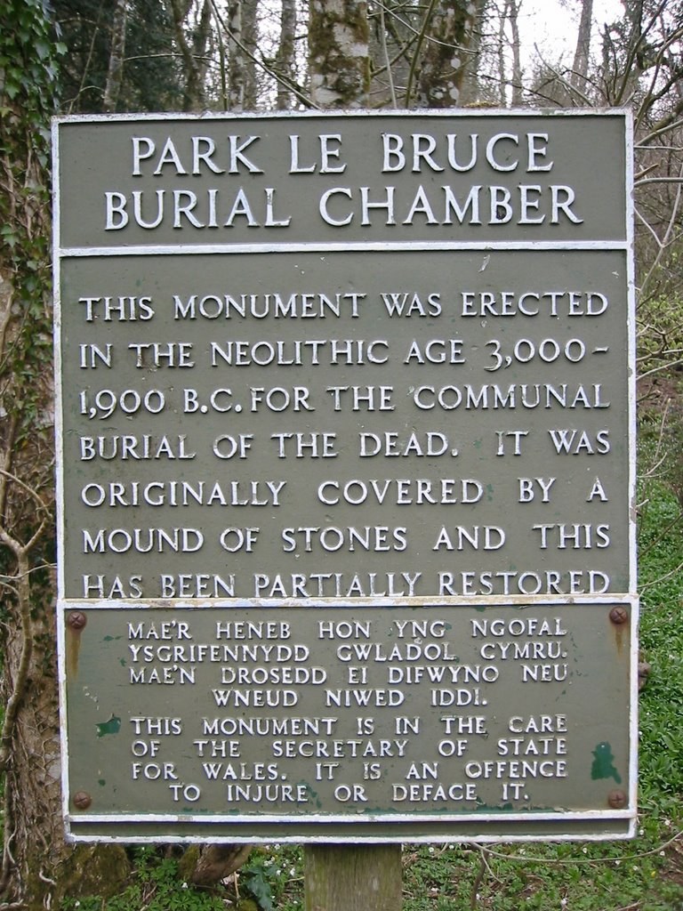 Park Le Bruce Burial Chamber Information by Jan Haas