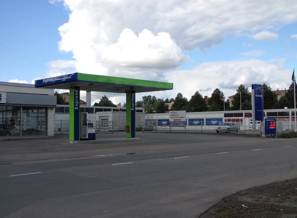 Neste Oil Express Riihimäki Torikatu by ahav