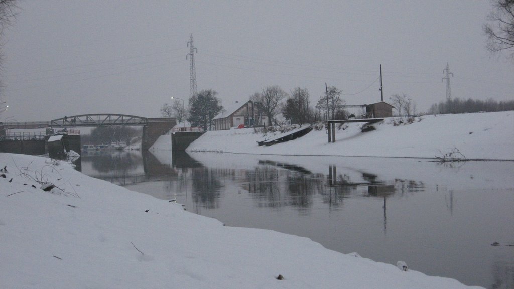 SLAIZ, [100 years old bridge] by mdrmoncic