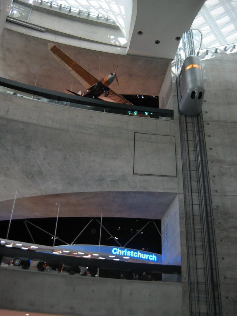 Mercedes Benz Museum by pp77