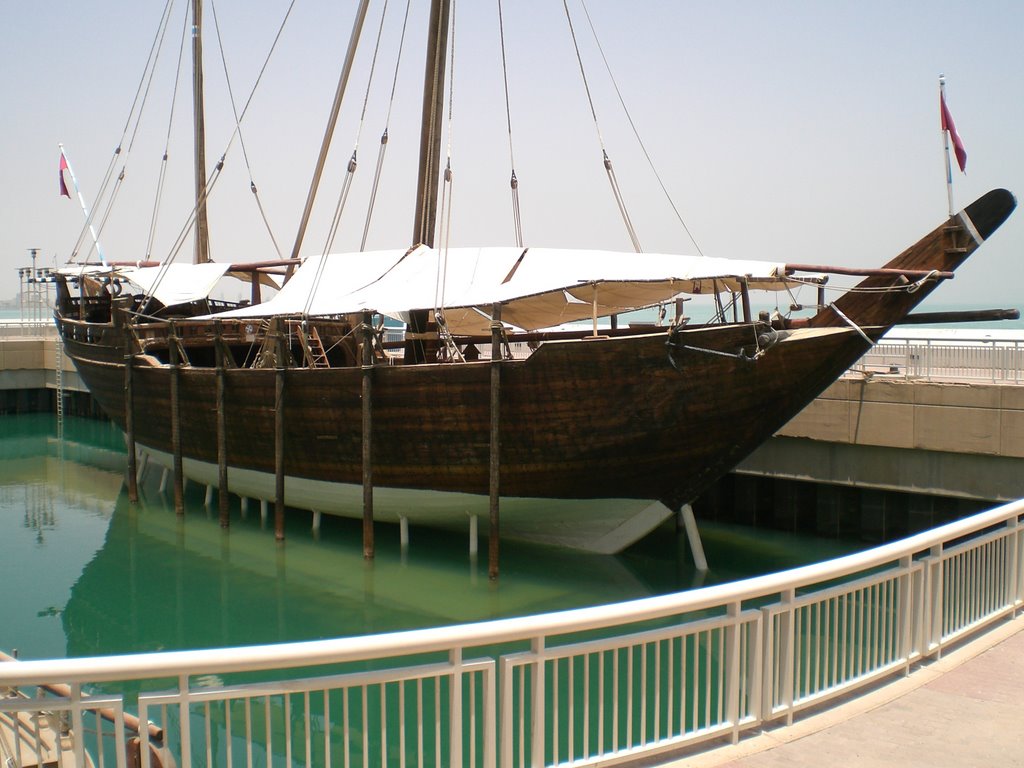 Boat at Science Center by stiffy_720