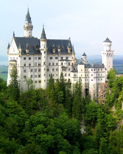 Schloss Neuschwanstein by Corey Wood