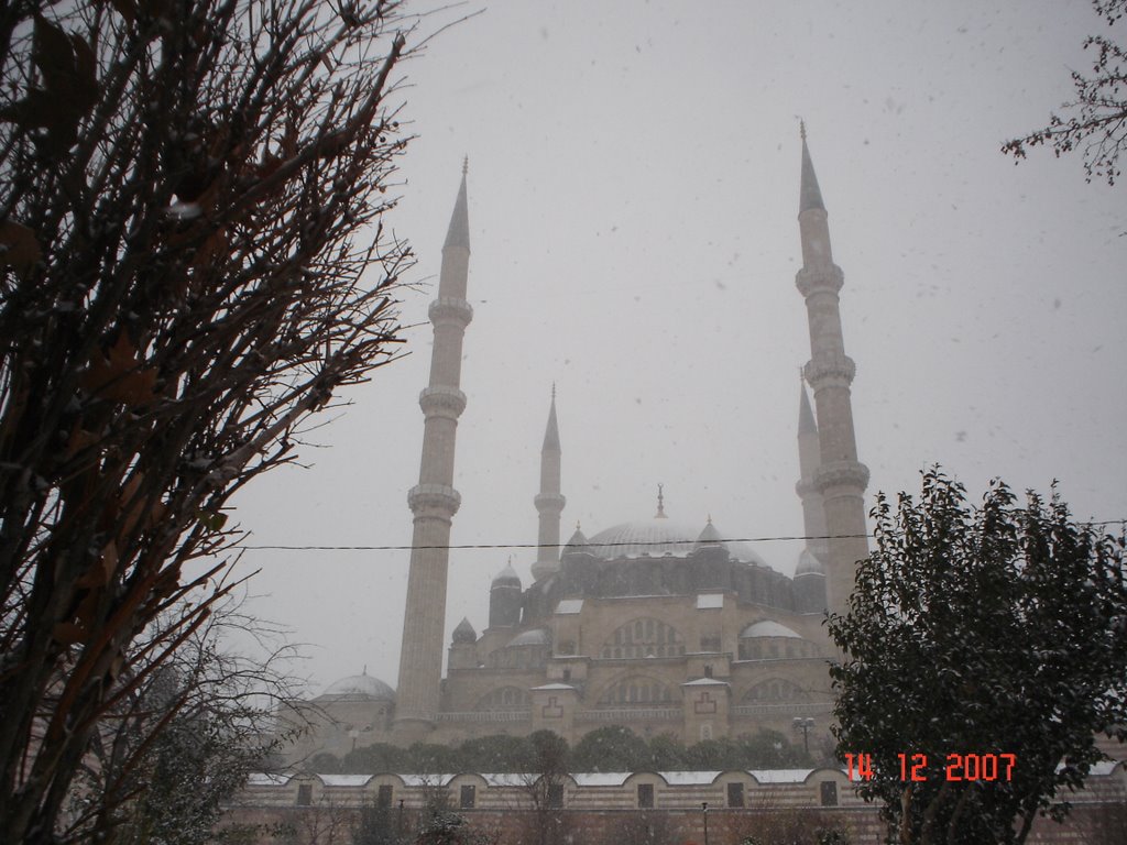 Selimiye Mosque Edirne Türkiye by ridvan tuncel