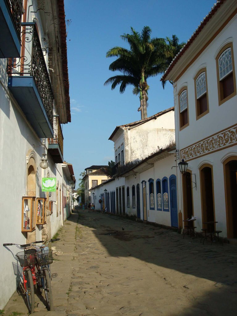 Paraty by Emiliano Homrich