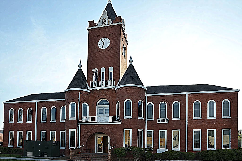 Alabama - Coffee County Courthouse - Elba Seat by wmr36104