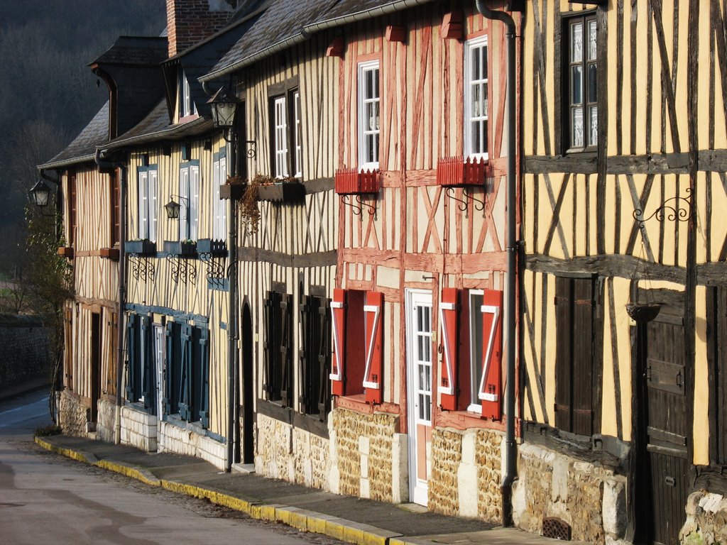 Le Bec-Hellouin: maisons dans le bourg by delfinus