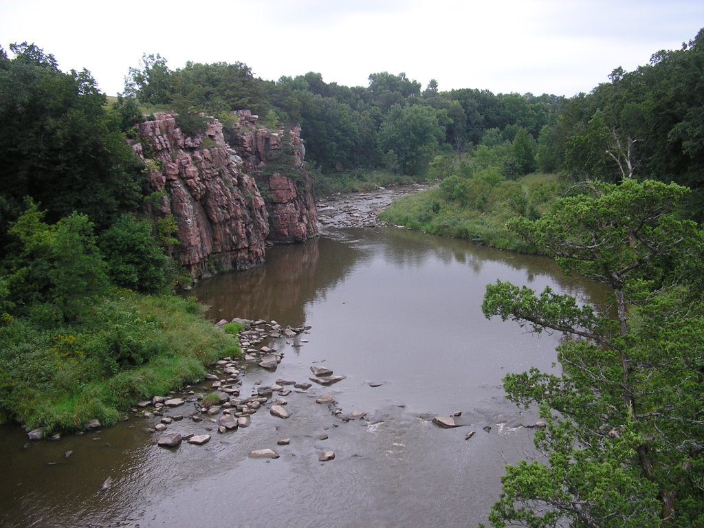 Split Rock Creek from the Bridge by knobonk