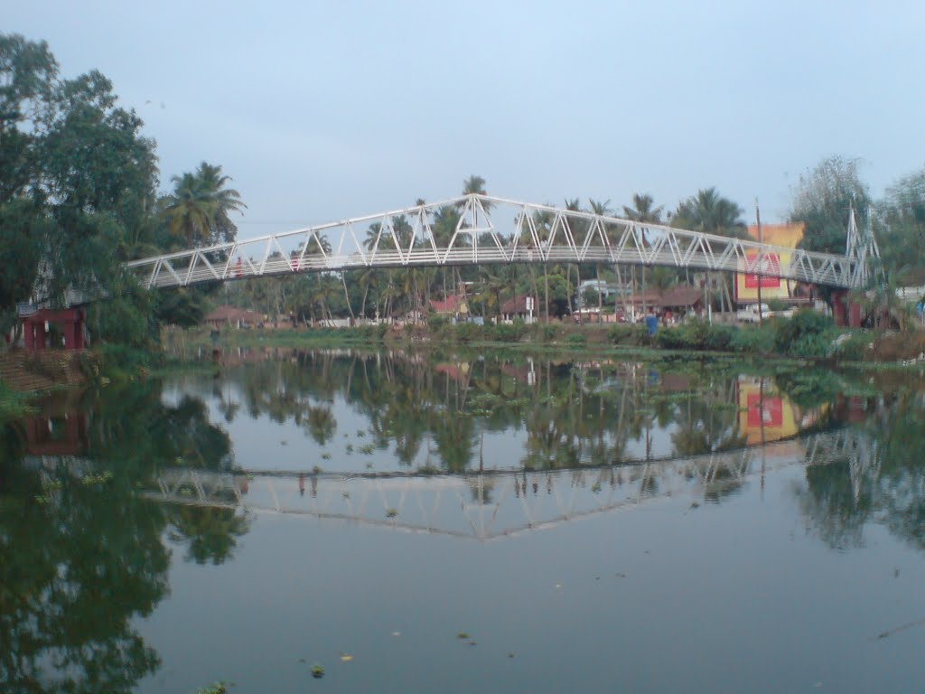 ARUPUZHA BRIDGE, KOTTAYAM by ALENDE DEVASIA