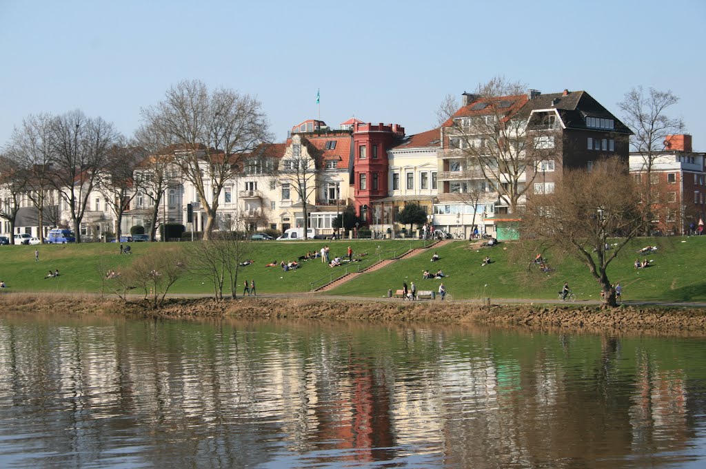 First days of Spring and sun in Bremen by S. Nentwig