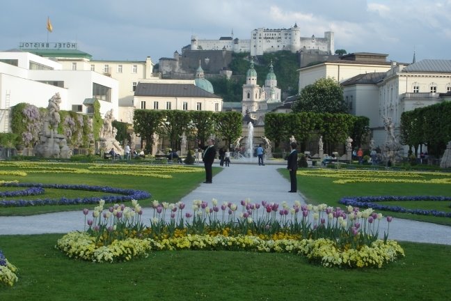 Salzburg - Mirabellgarten by gparreira