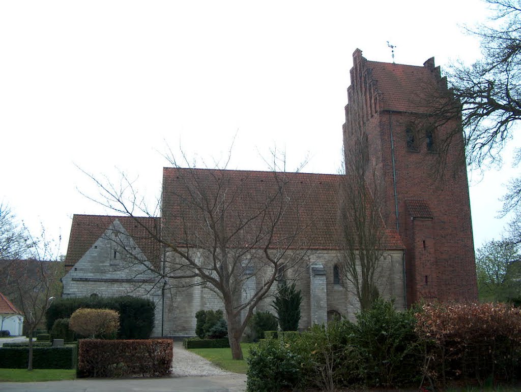 Brønshøj Kirke by lhoffc