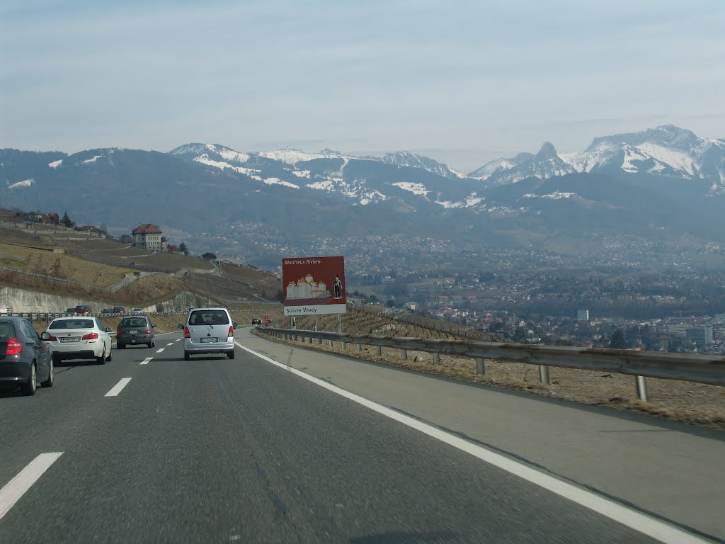 Autoroute A9, Chardonne by Milan Kubeš