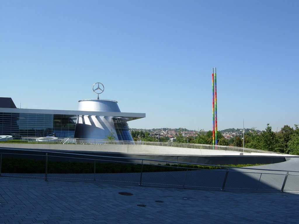 Mercedes Zentrum by JakubK