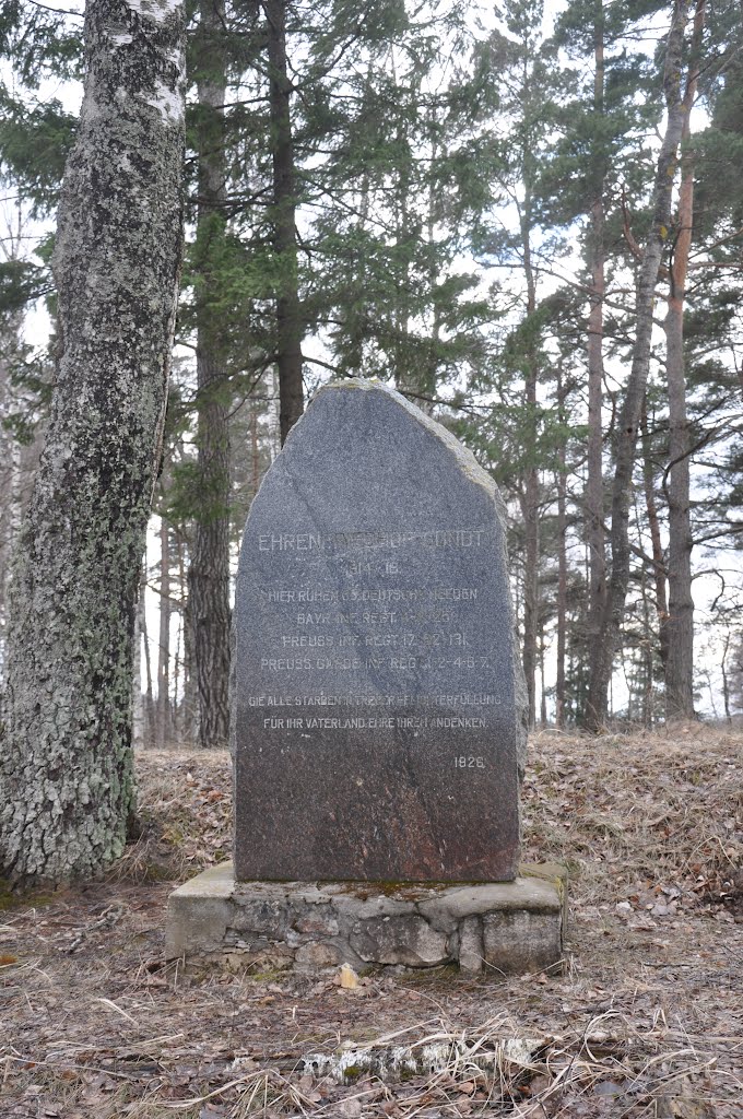 Vācu karavīru kapi pie Luņģiem (Ehrenfriedhof Lundt) WWI, Tīnūžu pagasts, Ikšķiles novads, Latvia by M.Strīķis