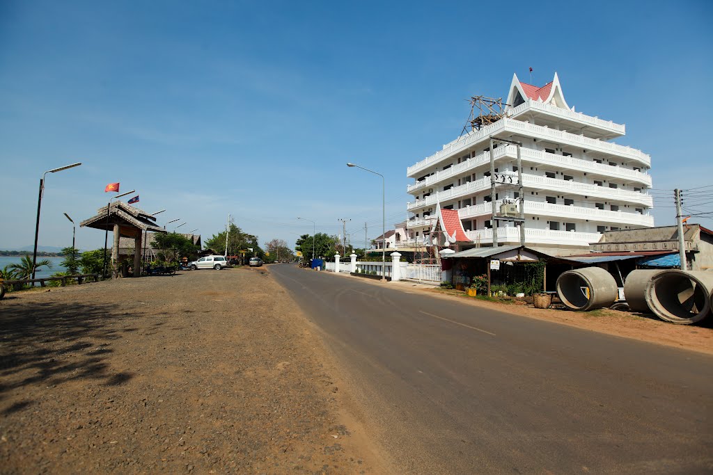 Паксе, Лаос, март 2012 / Pakse, Laos, march 2012 www.abcountries.com by proplanetu.ru