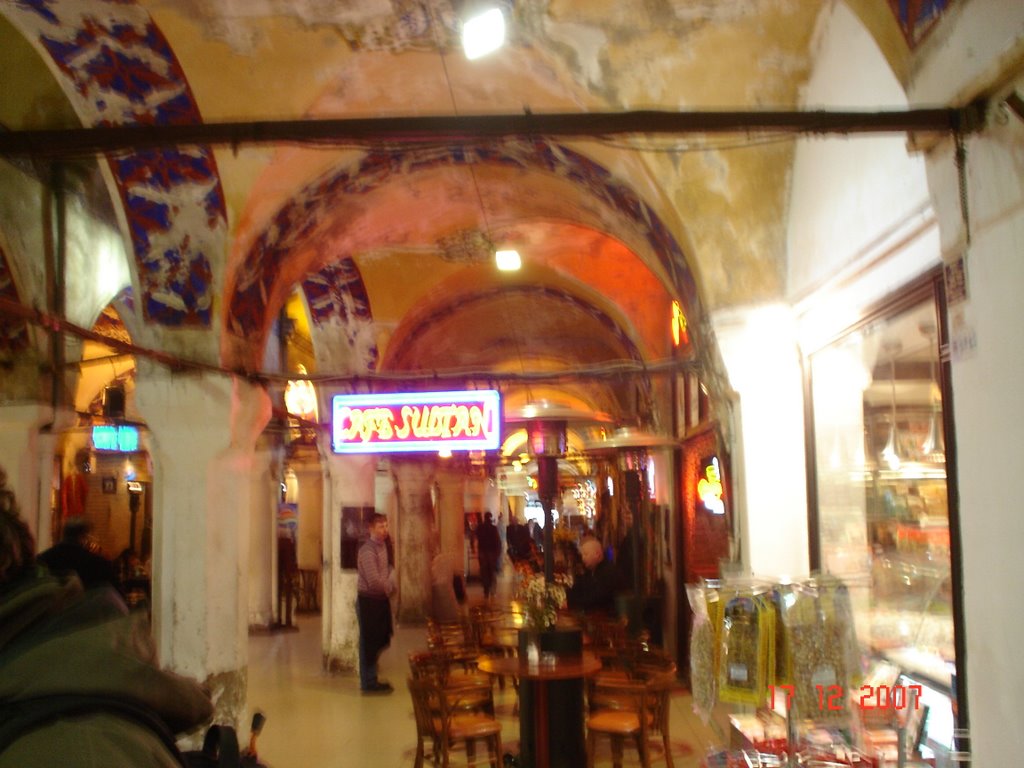 Streets in Grand Bazaar İstanbul by ridvan tuncel