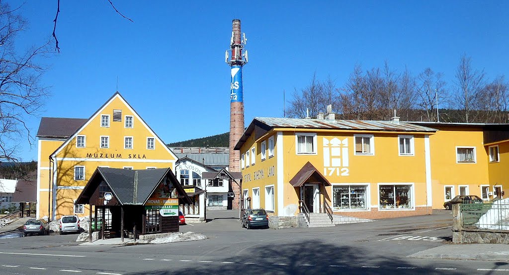 Harrachov - pivovar a sklárna s historickou brusírnou skla /brewery and glassworks with historic glass-cutting (the oldest in the world)/ by drace66