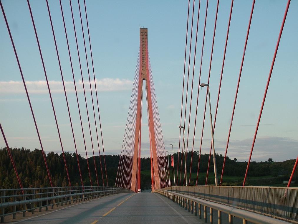 Skarnsundet bridge by ©JPix