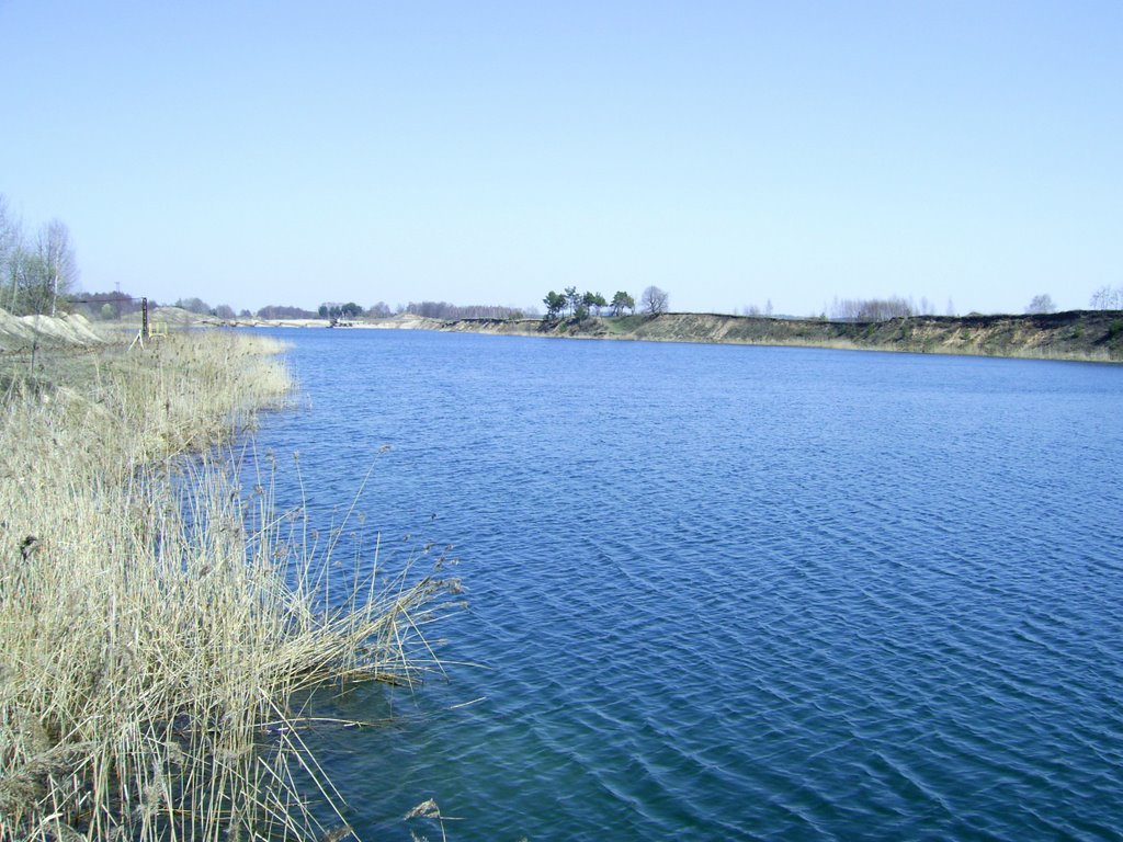 Jezioro w Kundzinie by grandmaniek_panoramio