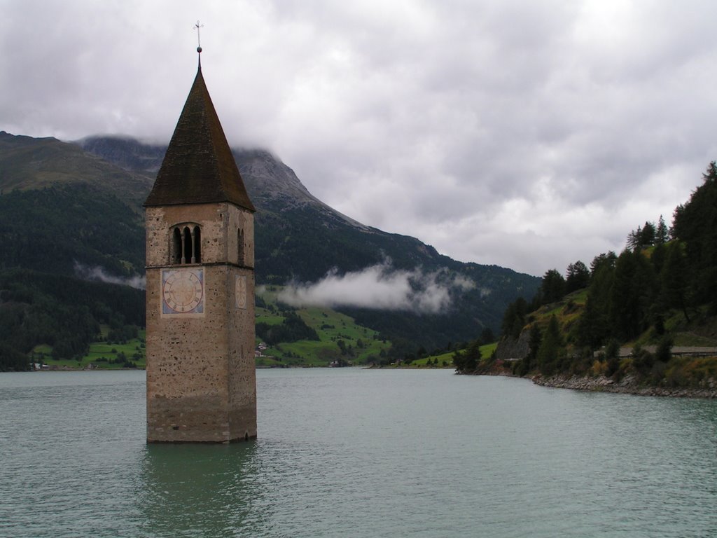 Kirchturm San Petro im Reschensee by Stefan Bauernfeind