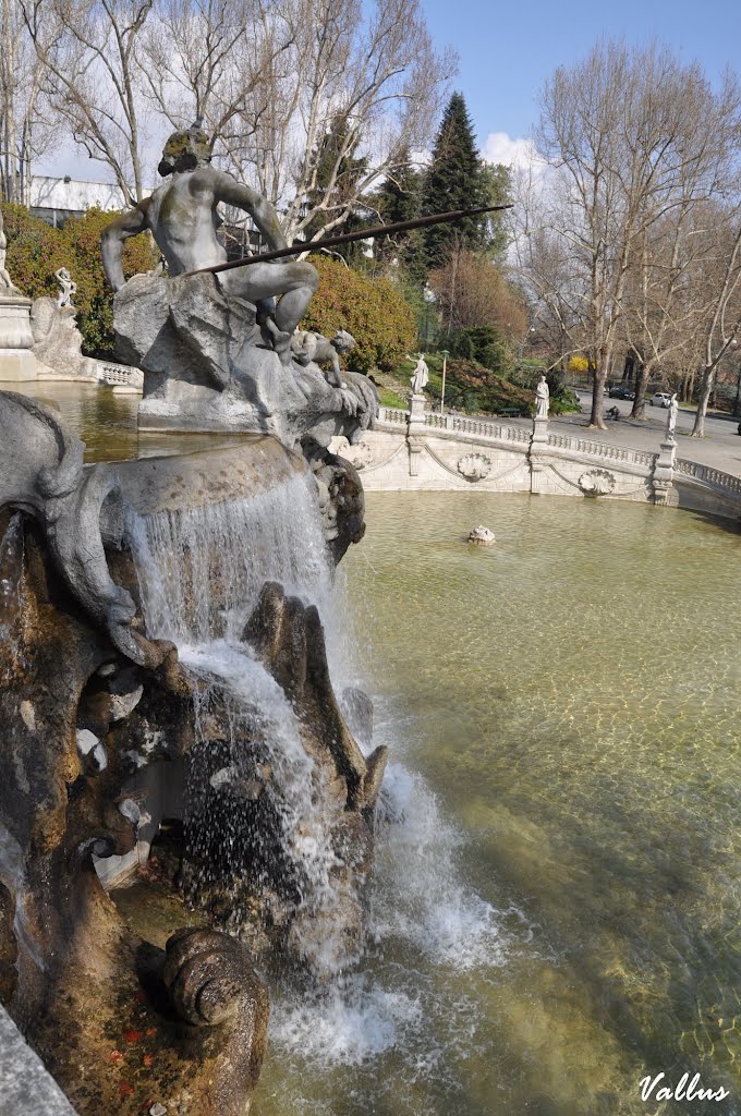 Fontana dei mesi (Statua raffigurante il Po) - Torino by ValLus