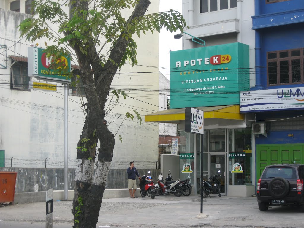 APOTEK K 24 dan KLINIK MEDICA by Kost Bunda Fermansio