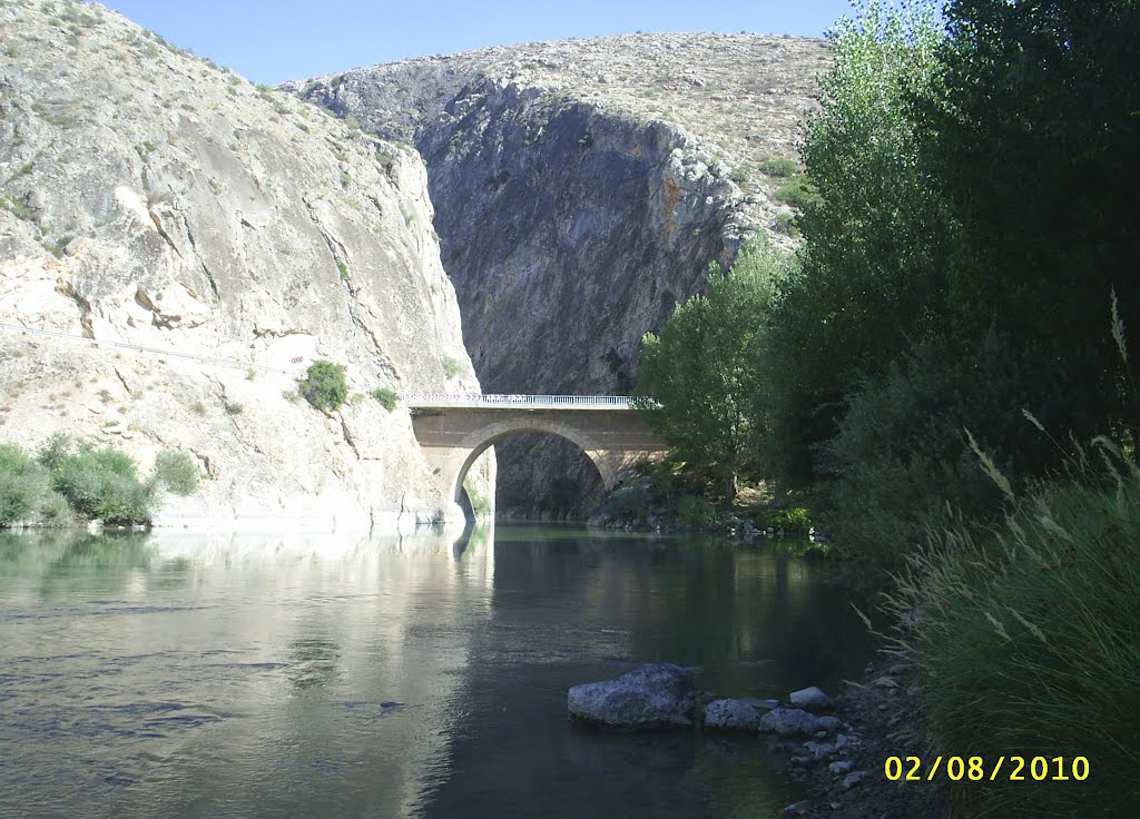 Erzincan - Kemah - Acemoğlu Köprüsü by mehmet alkaya