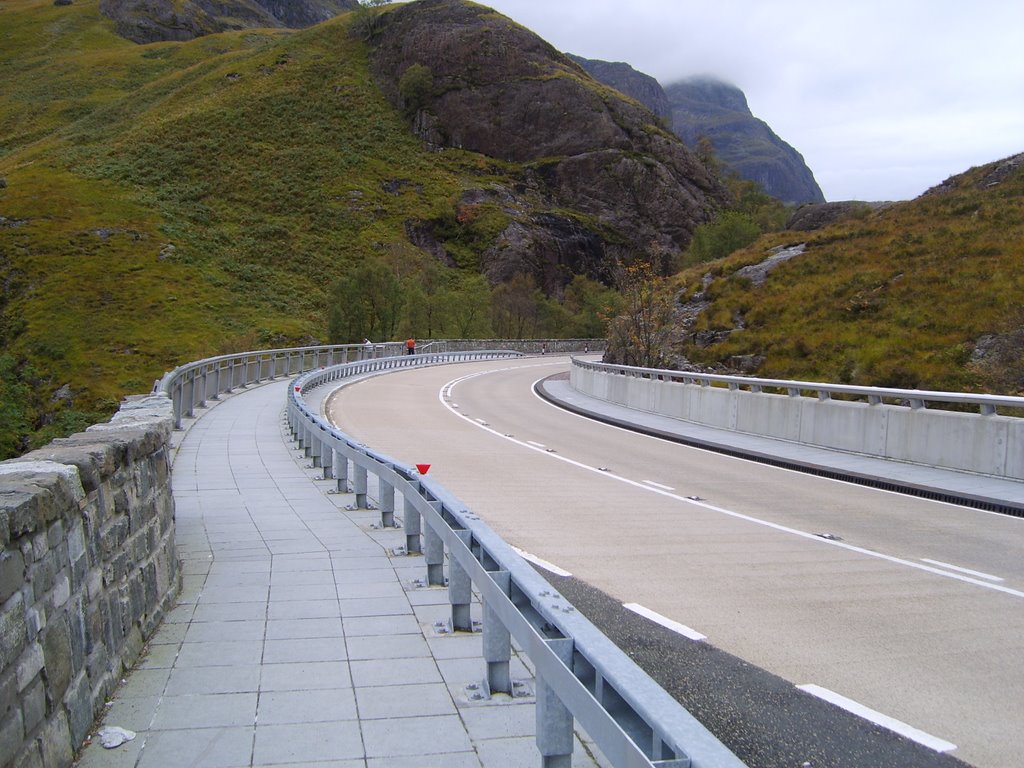 THREE WATERS BRIDGE GLENCOE by johndsmith