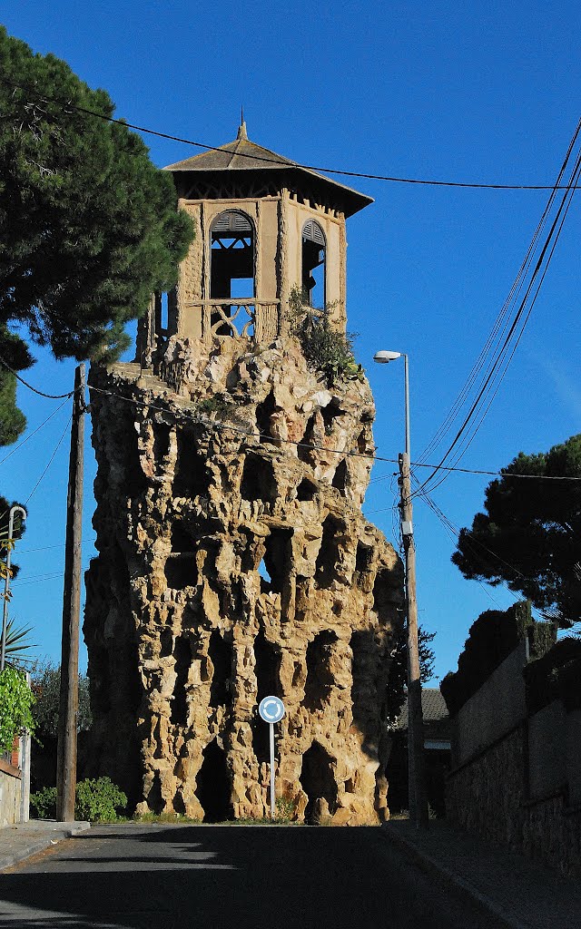 Torre Miranda ,Sant Boi, Barcelona by Antonio Lorenzo