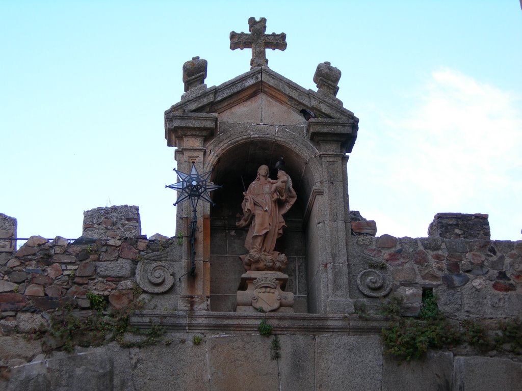 Virgen de la Estrella by José Mariscal