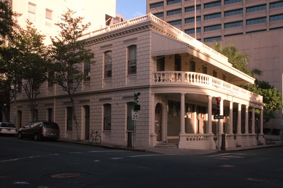 Kamehameha V Post Office (former) by photosofaloha